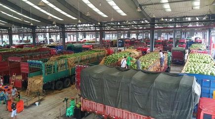 【聚焦】慶祝改革開放40周年|萬噸&ldquo;航母&rdquo;雙福揚(yáng)帆